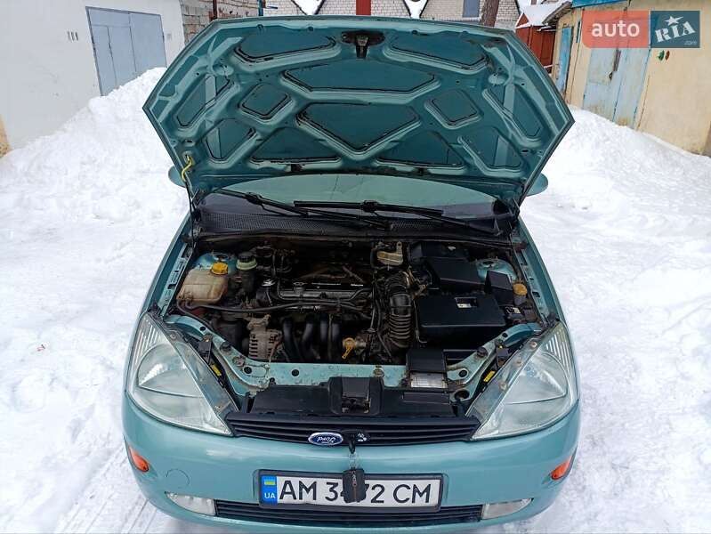 Седан Ford Focus 2000 в Житомире