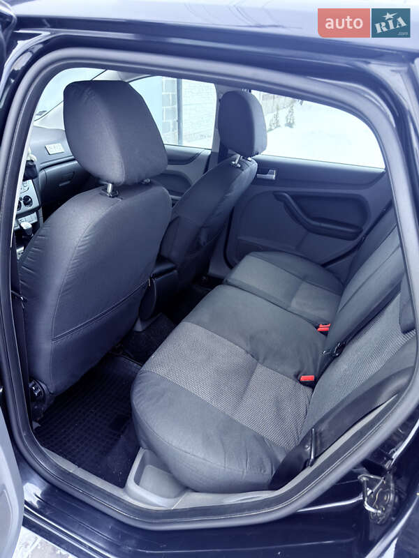 Универсал Ford Focus 2008 в Чернобае