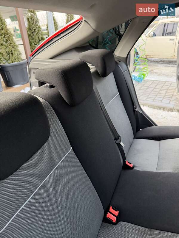 Хетчбек Ford Focus 2010 в Одесі фото 5 Хетчбек Ford Focus 2010 в Одесі