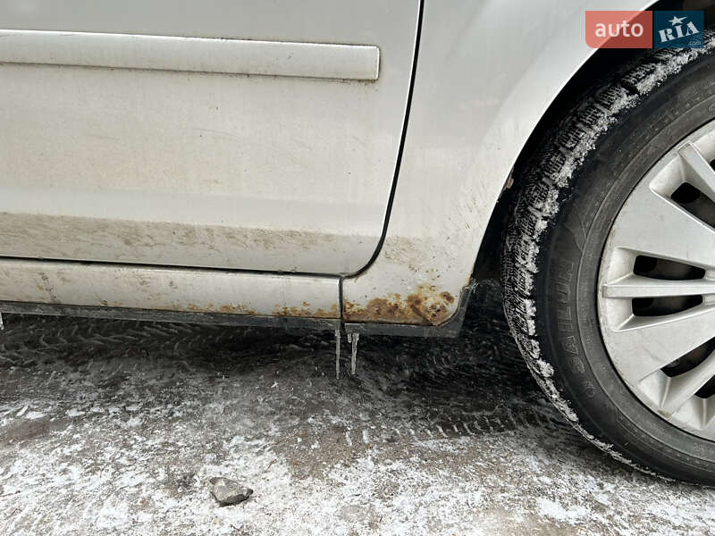 Хетчбек Ford Focus 2006 в Поляниці фото 9 Хетчбек Ford Focus 2006 в Поляниці