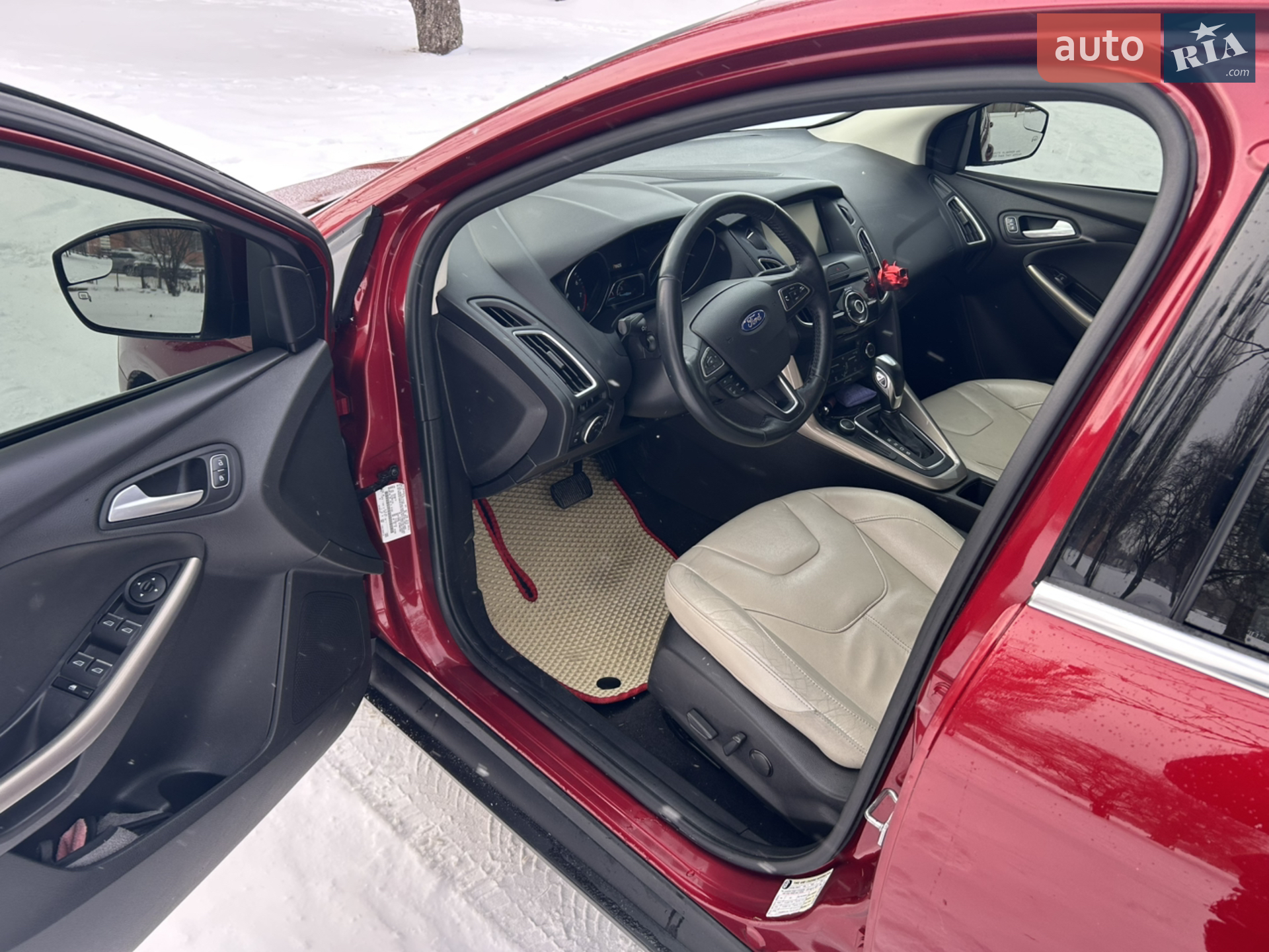2015 Ford Focus - мініатюра 11