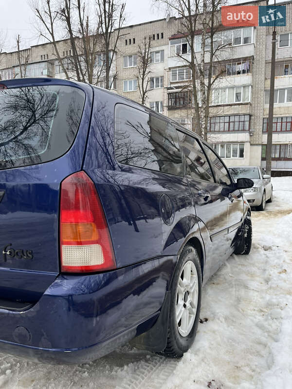 Универсал Ford Focus 1999 в Новояворовске