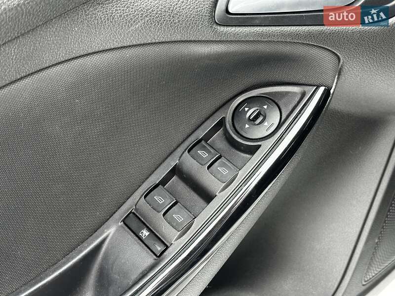 Хетчбек Ford Focus 2015 в Львові