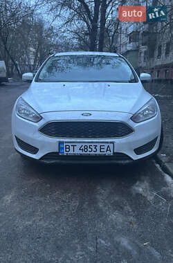 Седан Ford Focus 2016 в Киеве