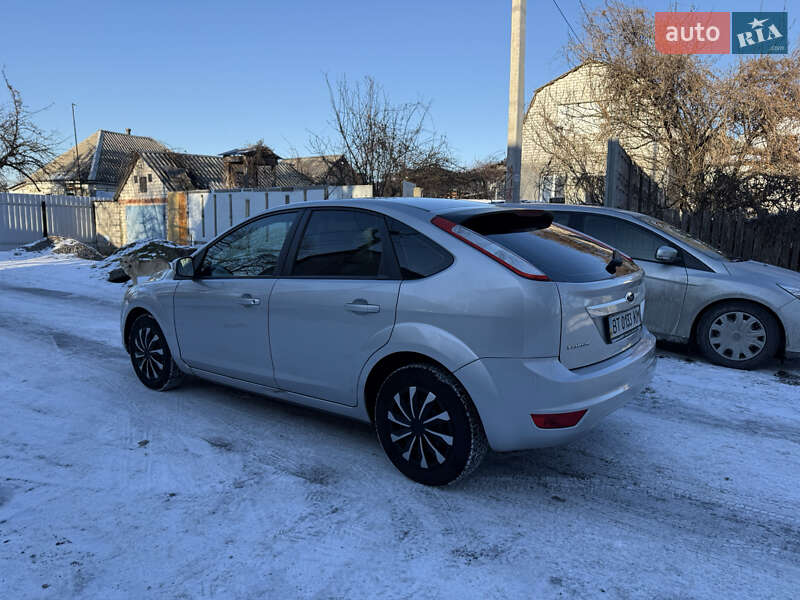 Хэтчбек Ford Focus 2008 в Кременчуге