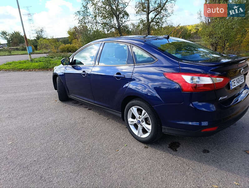 Седан Ford Focus 2011 в Южноукраинске