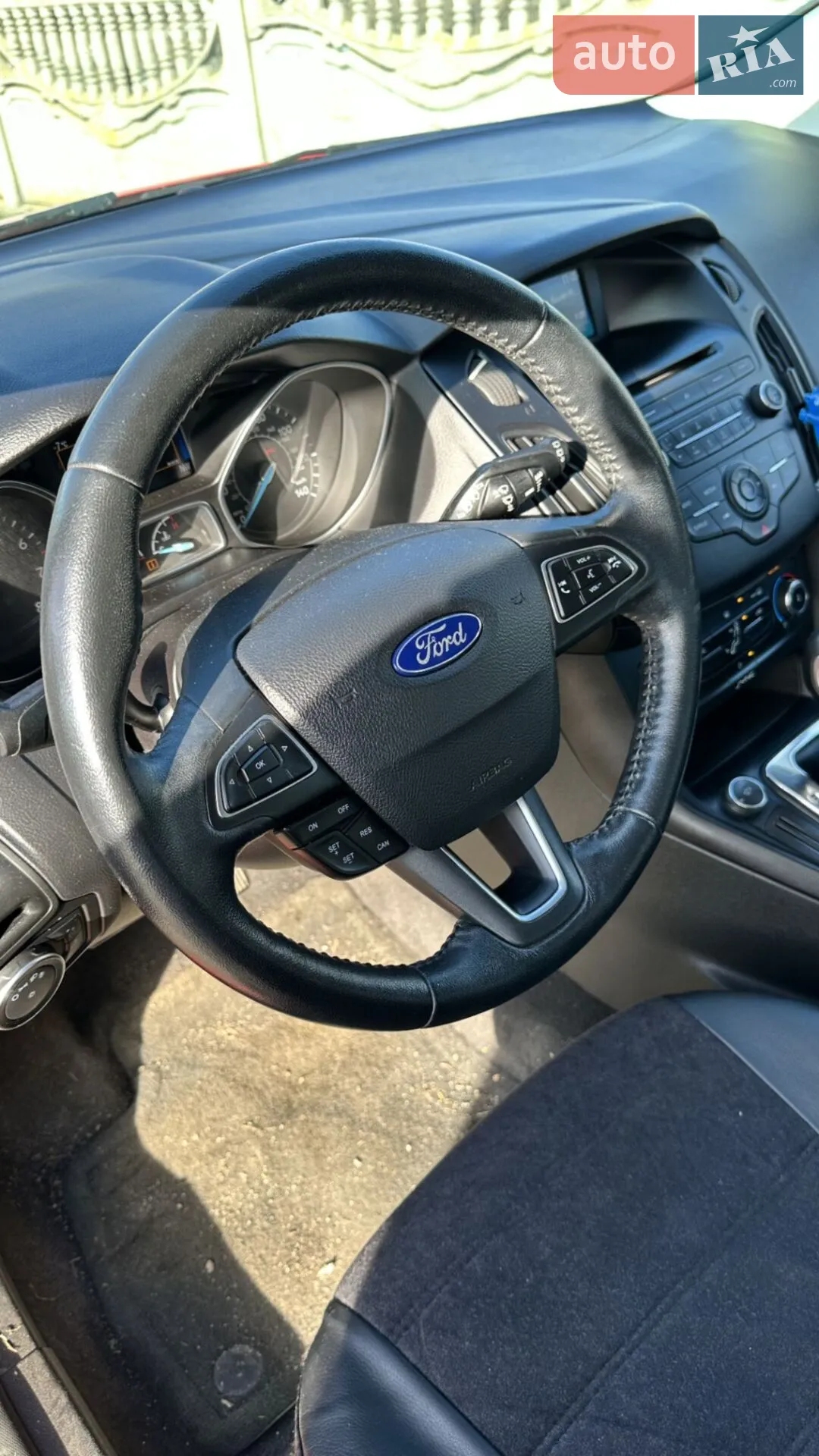 2017 Ford Focus - мініатюра 19
