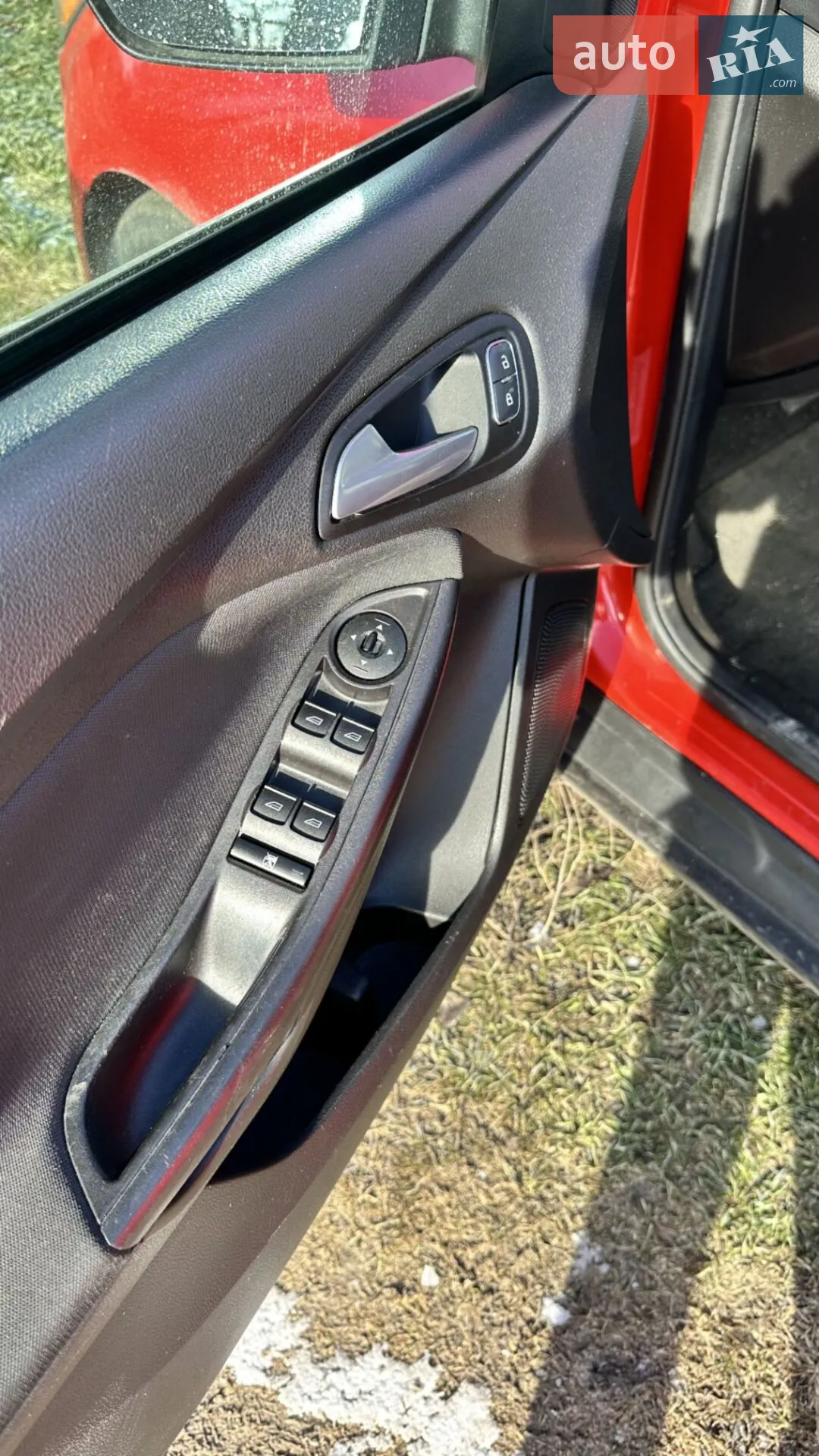 2017 Ford Focus - мініатюра 25