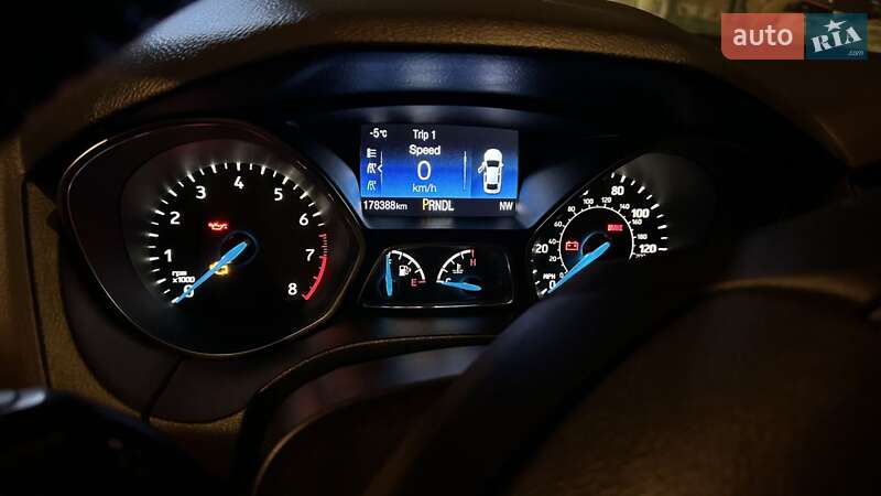 Хетчбек Ford Focus 2017 в Вільнянську фото 36 Хетчбек Ford Focus 2017 в Вільнянську