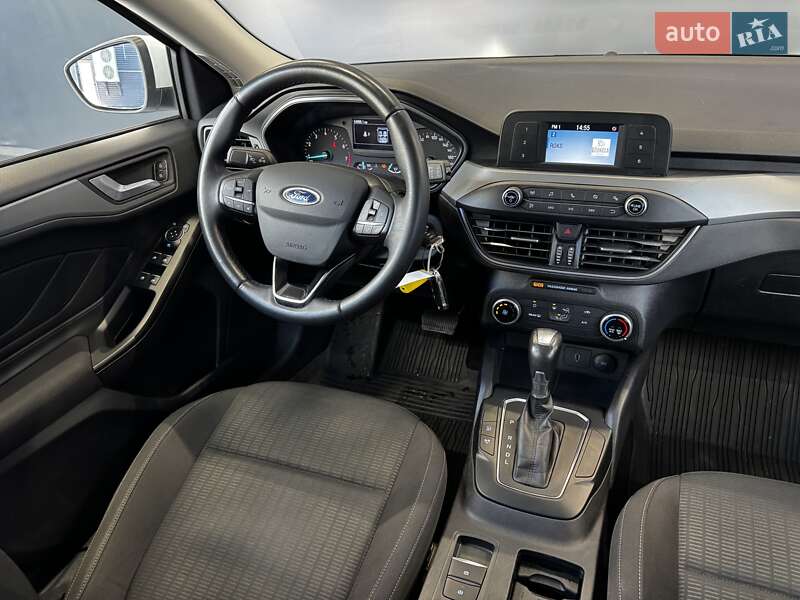 Хетчбек Ford Focus 2020 в Києві фото 25 Хетчбек Ford Focus 2020 в Києві