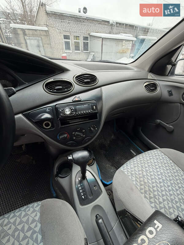 Седан Ford Focus 2001 в Києві