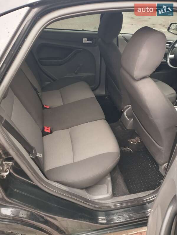 Седан Ford Focus 2007 в Запорожье