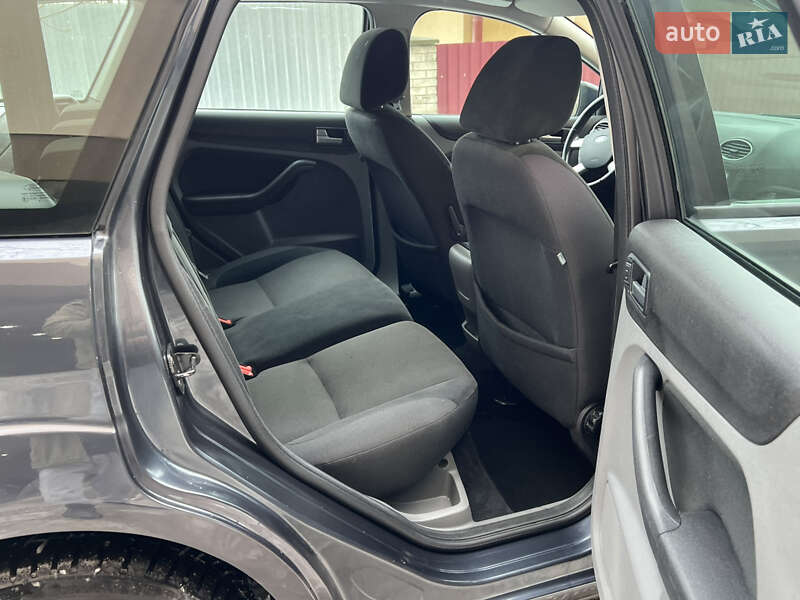 Універсал Ford Focus 2010 в Тернополі фото 40 Універсал Ford Focus 2010 в Тернополі