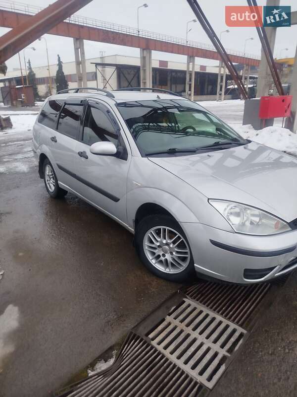 Универсал Ford Focus 2002 в Ужгороде фото 2 Универсал Ford Focus 2002 в Ужгороде
