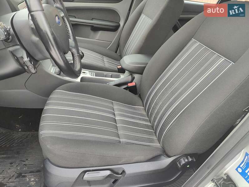 Универсал Ford Focus 2007 в Киеве фото 10 Универсал Ford Focus 2007 в Киеве