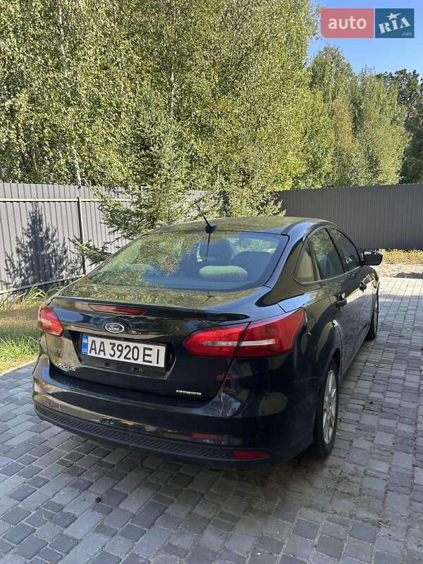Седан Ford Focus 2015 в Киеве фото 2 Седан Ford Focus 2015 в Киеве