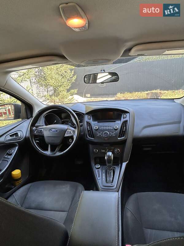 Седан Ford Focus 2015 в Киеве фото 17 Седан Ford Focus 2015 в Киеве