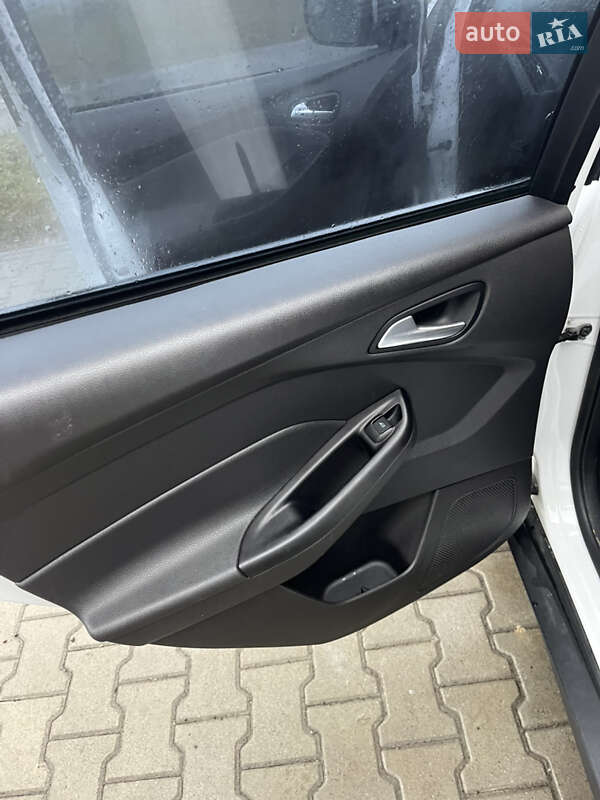 Седан Ford Focus 2013 в Ужгороде фото 17 Седан Ford Focus 2013 в Ужгороде