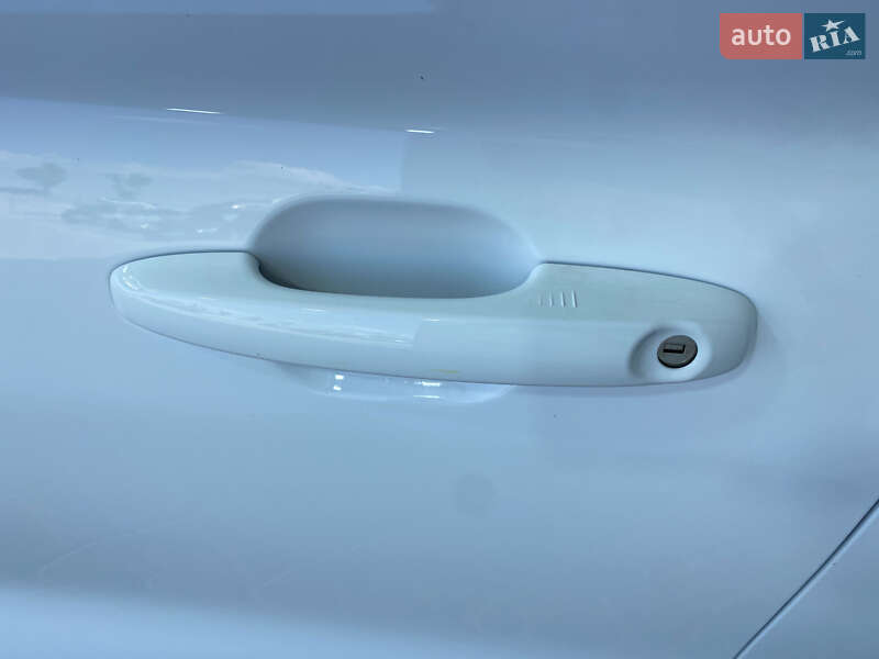 Универсал Ford Focus 2020 в Львове фото 34 Универсал Ford Focus 2020 в Львове