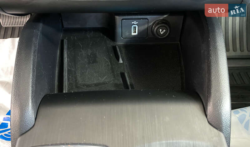 Универсал Ford Focus 2020 в Львове фото 22 Универсал Ford Focus 2020 в Львове