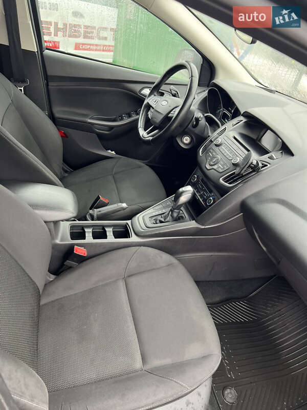 Хэтчбек Ford Focus 2016 в Киеве фото 8 Хэтчбек Ford Focus 2016 в Киеве