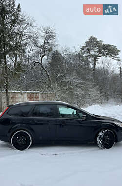 Универсал Ford Focus 2010 в Радехове