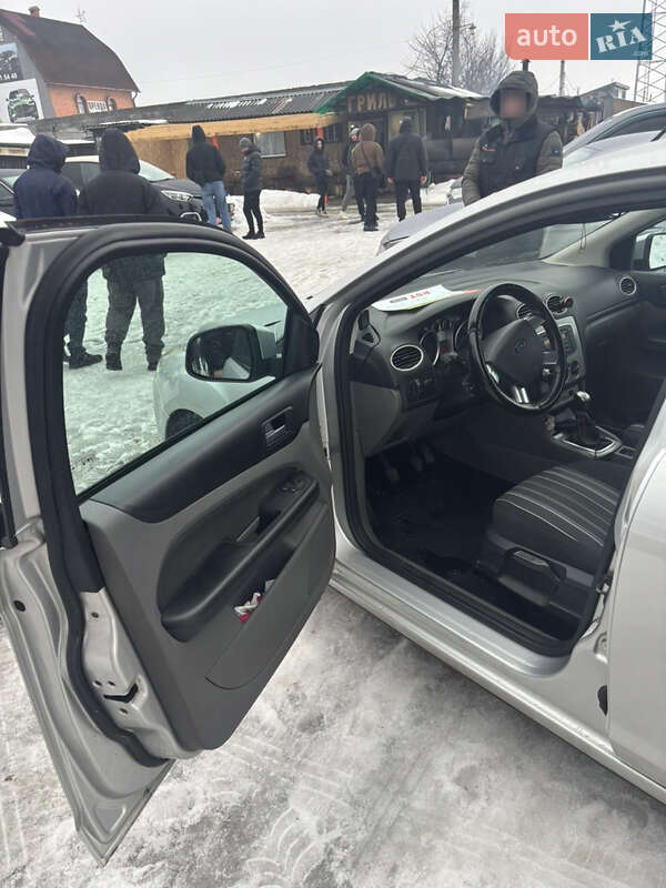 Универсал Ford Focus 2010 в Ивано-Франковске