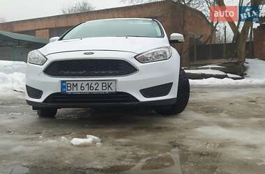 Седан Ford Focus 2017 в Ромнах