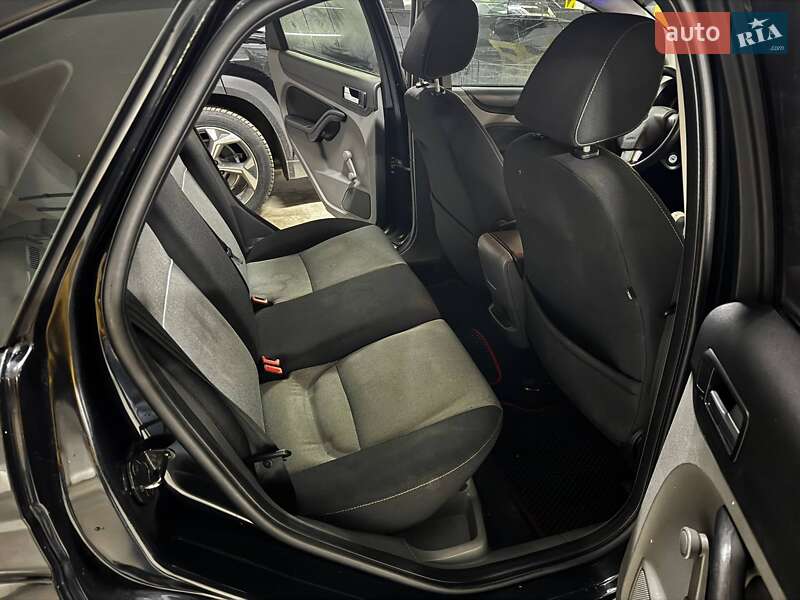 Хетчбек Ford Focus 2011 в Одесі