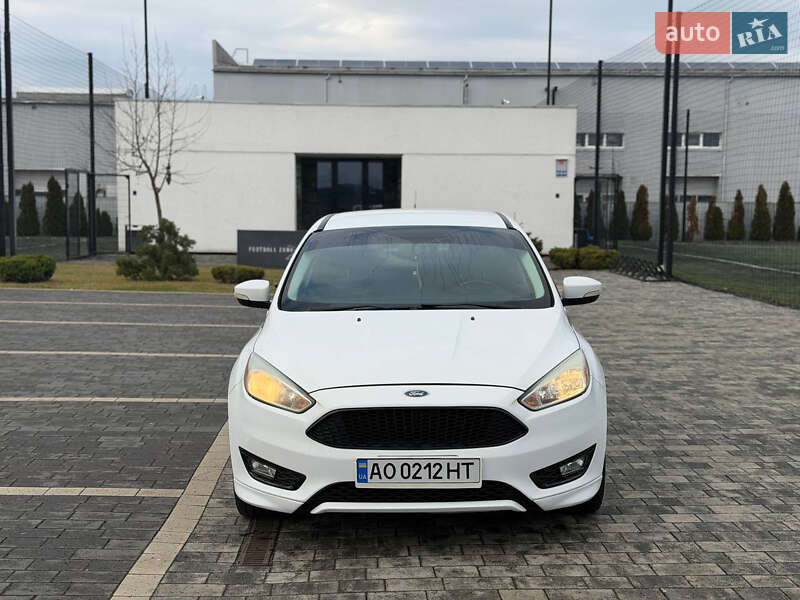 Седан Ford Focus 2015 в Мукачево