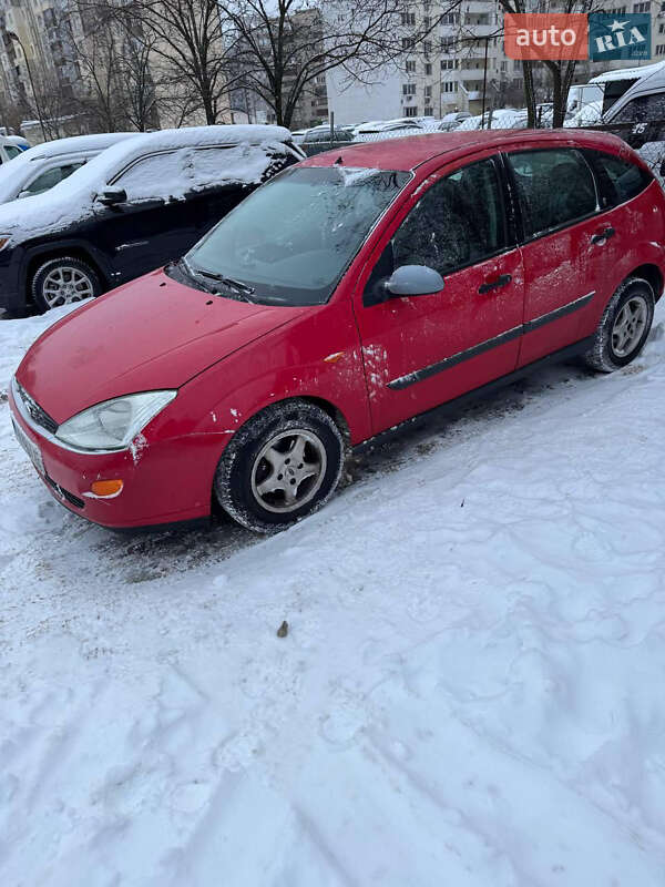 Хэтчбек Ford Focus 1999 в Киеве