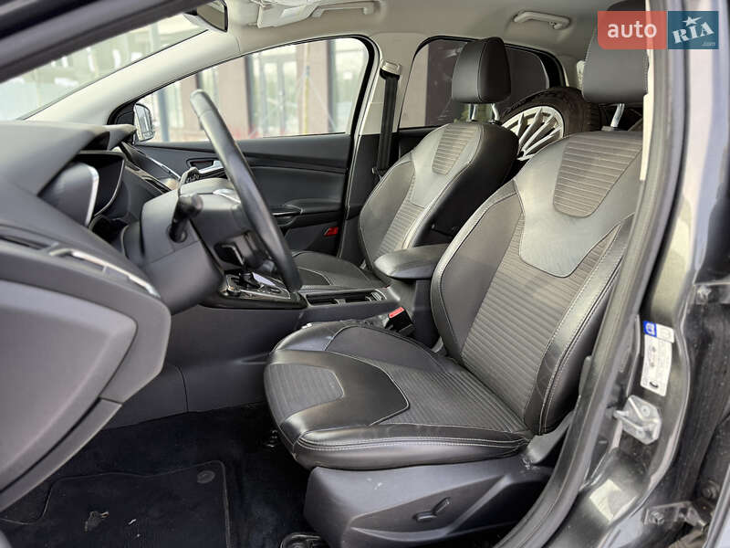 Хэтчбек Ford Focus 2017 в Городке