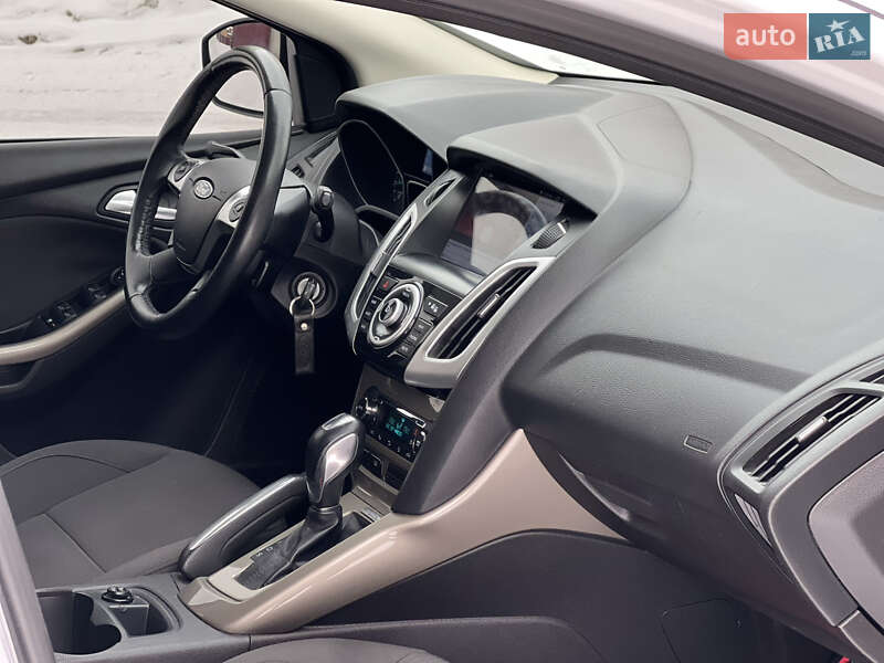 Хетчбек Ford Focus 2012 в Львові фото 10 Хетчбек Ford Focus 2012 в Львові