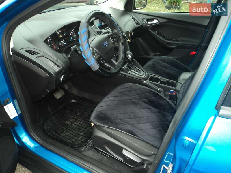 Седан Ford Focus 2017 в Нікополі