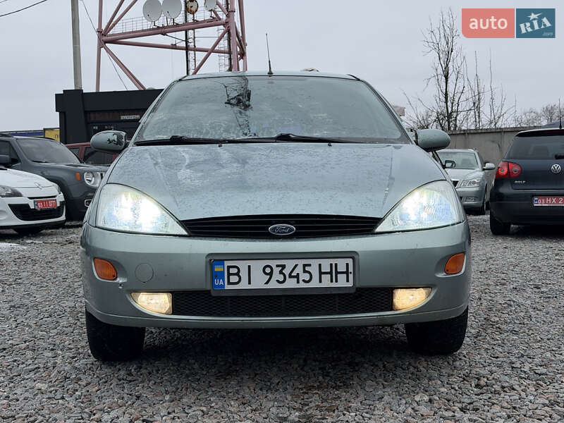 Хетчбек Ford Focus 2000 в Лубнах