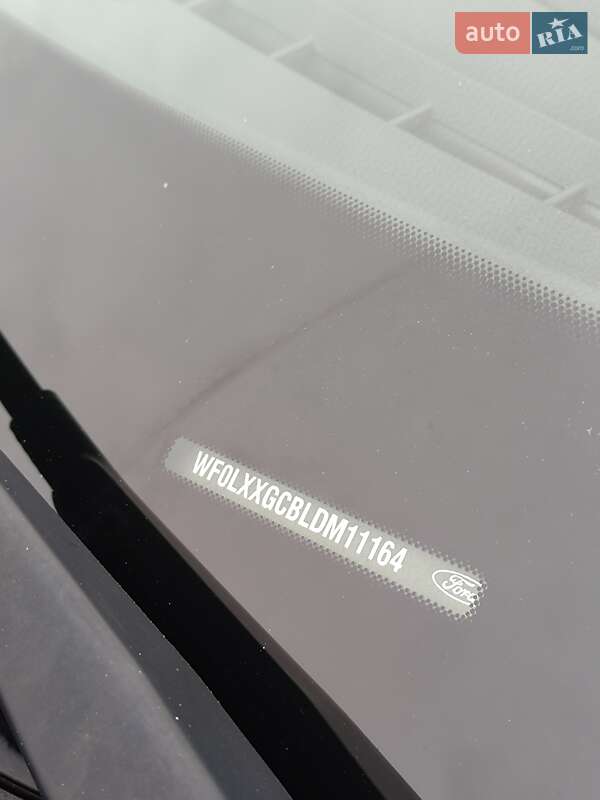 Универсал Ford Focus 2013 в Вишневом фото 6 Универсал Ford Focus 2013 в Вишневом