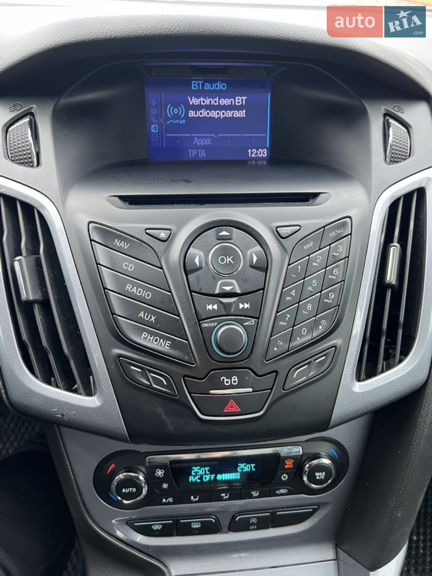 2013 Ford Focus - мініатюра 9