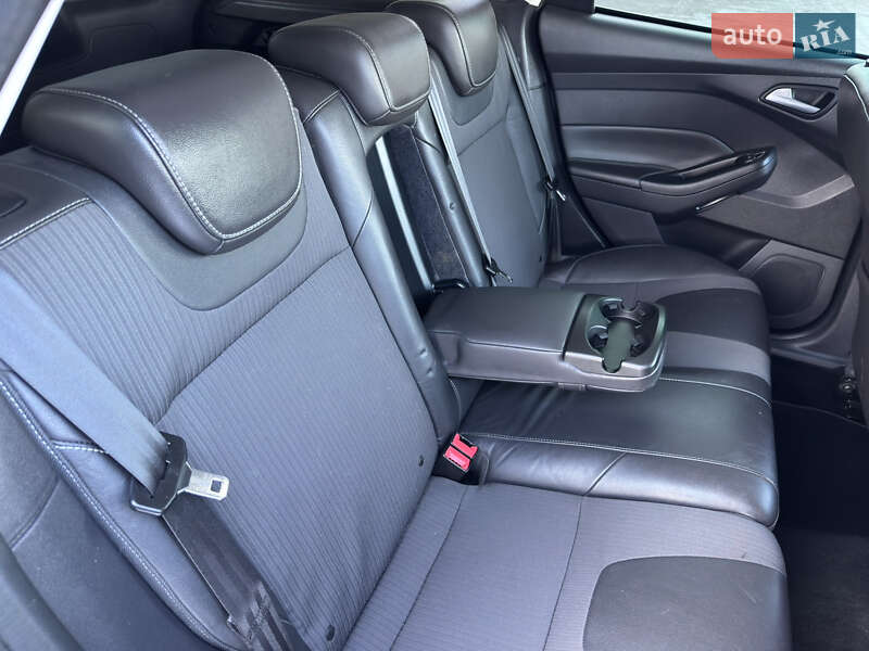 Хетчбек Ford Focus 2012 в Стрию фото 81 Хетчбек Ford Focus 2012 в Стрию