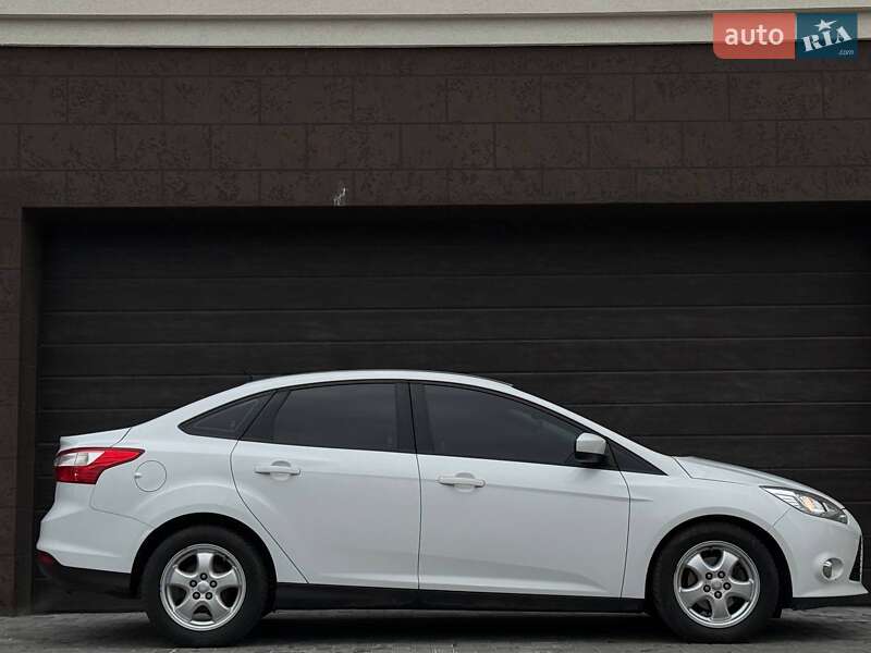 Седан Ford Focus 2012 в Николаеве фото 7 Седан Ford Focus 2012 в Николаеве