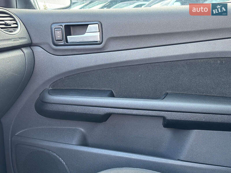 Універсал Ford Focus 2005 в Львові фото 33 Універсал Ford Focus 2005 в Львові
