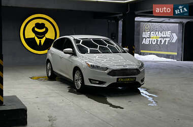 Хэтчбек Ford Focus 2016 в Черновцах