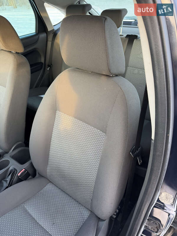 Хэтчбек Ford Focus 2007 в Летичеве фото 17 Хэтчбек Ford Focus 2007 в Летичеве