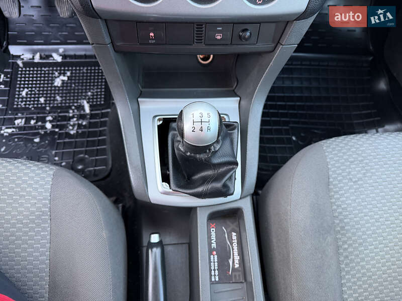Хэтчбек Ford Focus 2007 в Летичеве фото 30 Хэтчбек Ford Focus 2007 в Летичеве