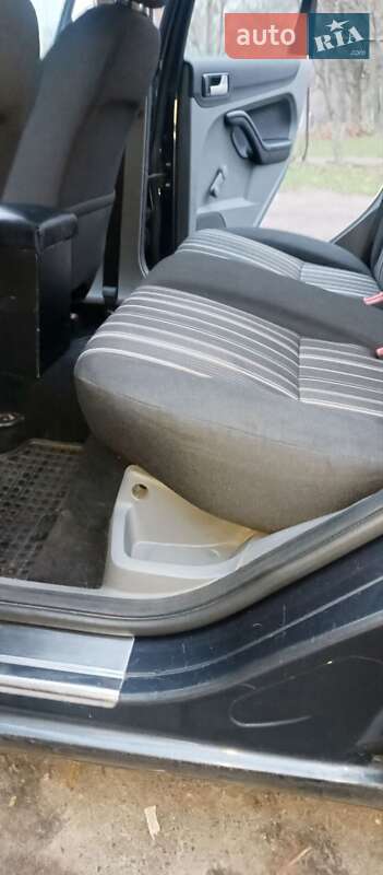 Хетчбек Ford Focus 2008 в Києві