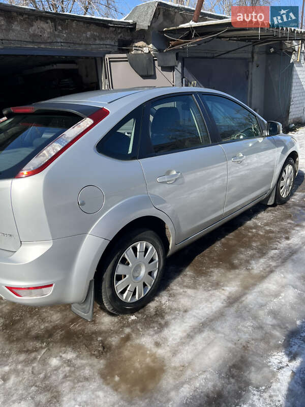Хэтчбек Ford Focus 2008 в Кривом Роге
