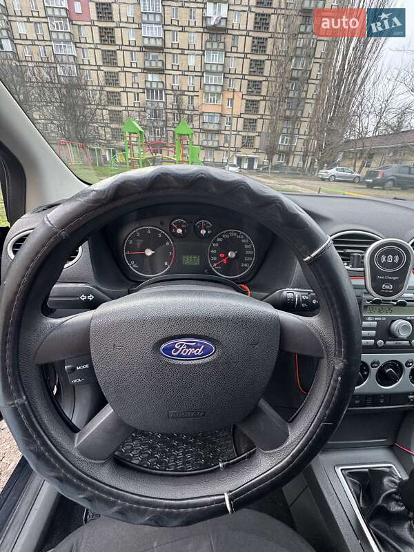 Універсал Ford Focus 2006 в Кропивницькому