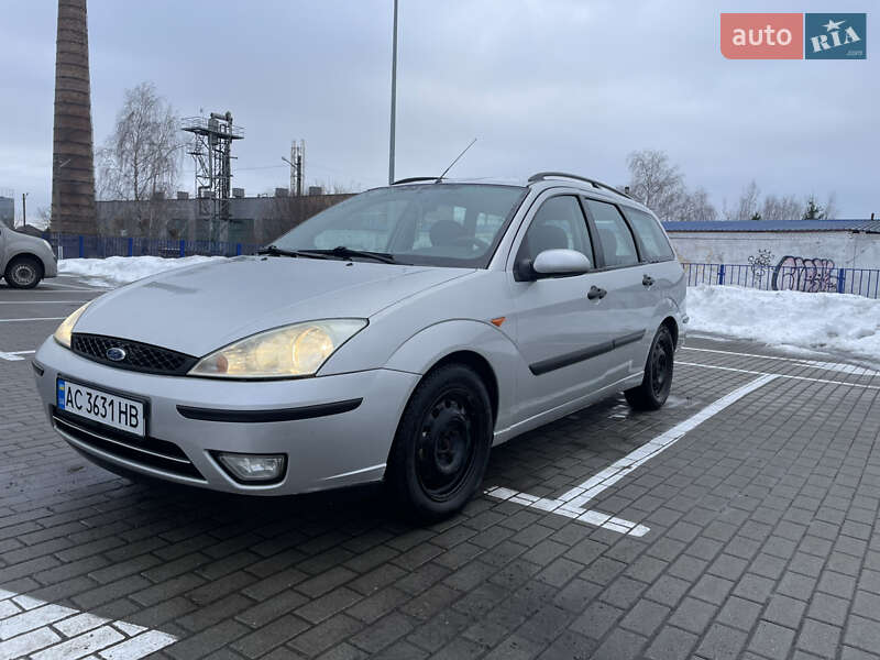 Універсал Ford Focus 2001 в Нововолинську