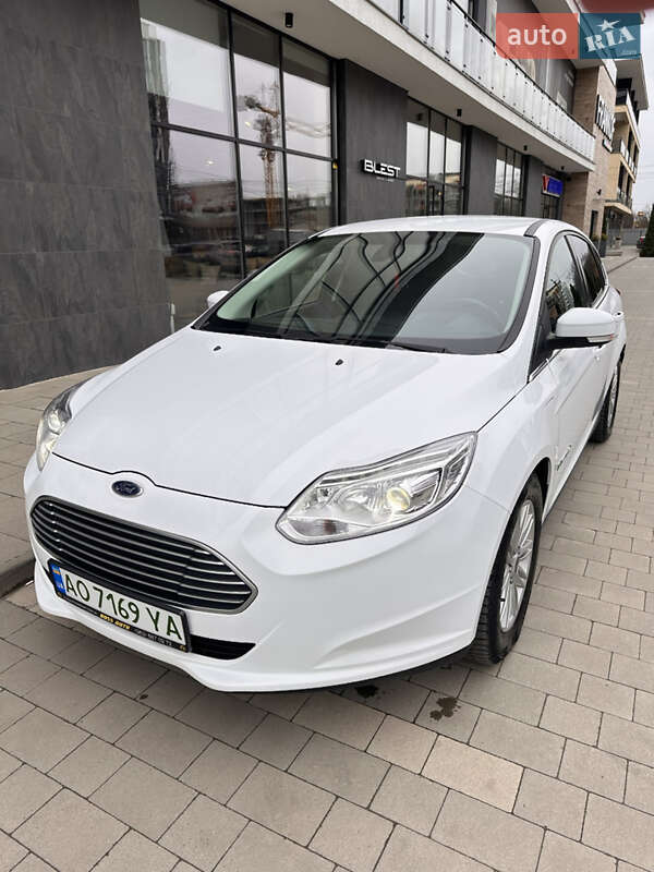 Хетчбек Ford Focus 2018 в Ужгороді