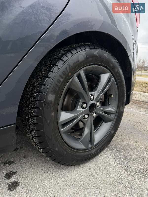 Хетчбек Ford Focus 2013 в Запоріжжі