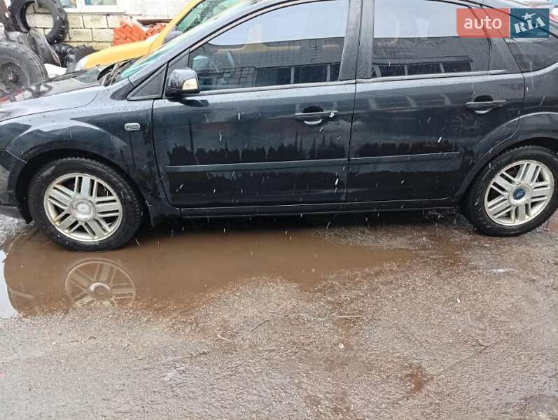 Хетчбек Ford Focus 2006 в Києві фото 6 Хетчбек Ford Focus 2006 в Києві